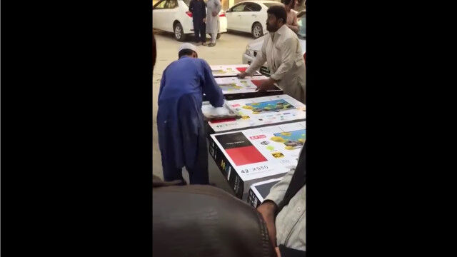 �ѥ������������Ƥ��륽�ˡ����ʤ��Ф��Ʒٲ����٤���ͳ