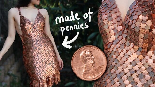 2千枚以上の1セント硬貨をふんだんに使ったドレスを自作