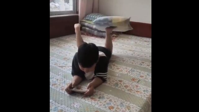 ­�ǥ��å������®���ԥ󤵤����ˤλҡ��������Ҽ�֤˹ԤäƤ���Τ�����