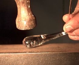 ������դ������Τ���ȯ�����Ի׵Ĥʥ��饹���ץ�󥹡���ѡ��Ȥ�ũ