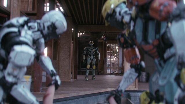 見てはならない場面を見てしまった労働者(ロボット)が否応なしに戦うショートフィルム CONSTRUCT