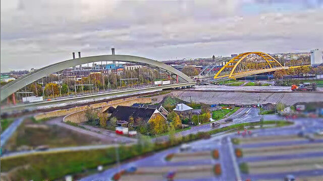 Ŵƻ����ޤ뤴�Ȱ�ư��������ʤ����������ॹ�ƥ���ࡦ�饤�󱿲Ϥγ�ĥ����