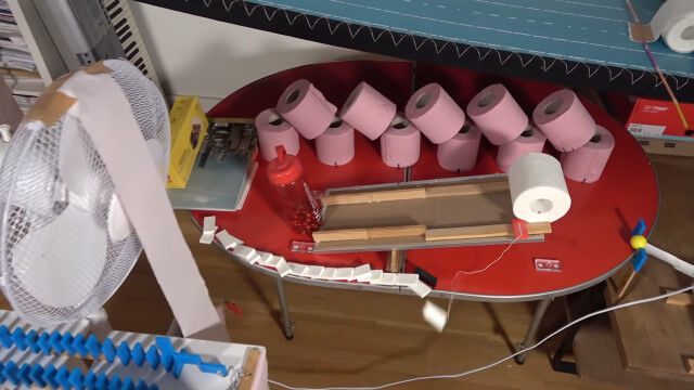 �ڲȤˤ��褦�ۥȥ���åȥڡ��ѡ��Ǥ���ʤ˿����Ǥ������ʡ��Ȥ���Ϣ���򤷤Ƥ����롼�֡�������ɥС������ޥ���