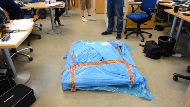 Amazon���礲��������������ɡ�DHL�κ�����ؤ򤫤��������ä�