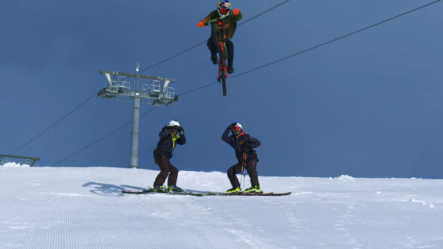 ����������ƨ��Ĥġ������Ǥ�ޥ���ƥ�Х����Ǽ��������ֲ��ʱ���