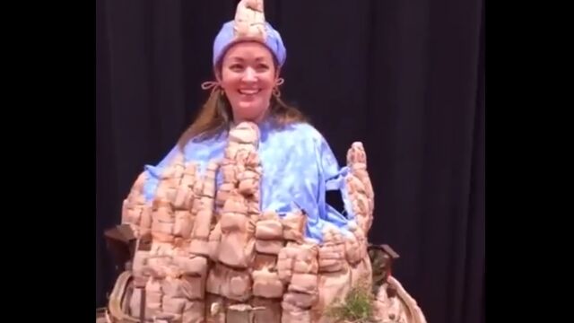 「ビッグサンダーマウンテンのコスプレ」という無茶なコスプレがすごい