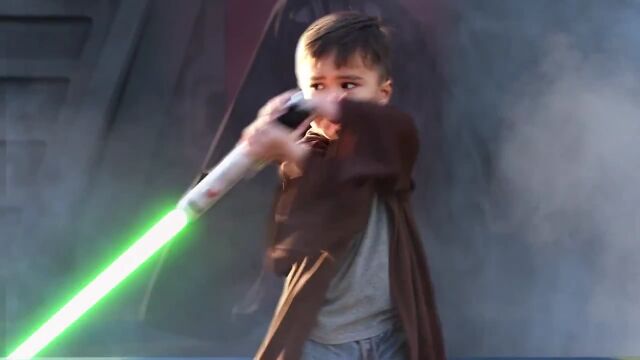 息子の日常がアクション映画の世界に!ドリームワークスで働くパパがCG合成した面白映像その3