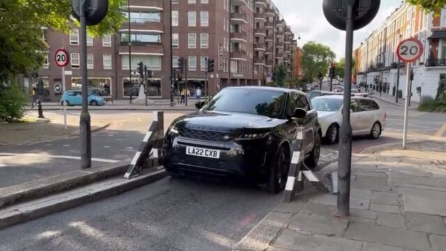 �֤Υ��ԡ��ɤ�ʪ��Ū�����¤��롢����ɥ�θ��̵�������