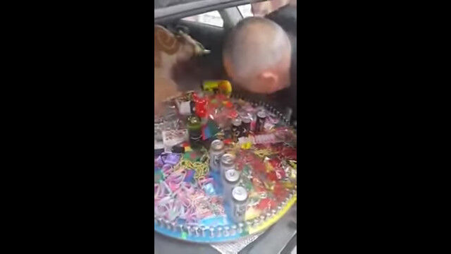 �롼��åȤ����������Ƥ���롢�Ȥ�Ǥ�ʤ������ƥ�Υ롼��åȤ�¸�ߤ���餷��
