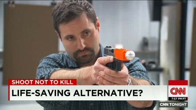 これは良さそう!初弾のみ殺傷力を抑える拳銃用のアタッチメント「ザ・オルタナティブ」