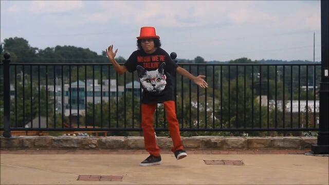 �������졪�����ȥåץ⡼�����Τ褦����ʹ�Ū��ư���˶ä���Bryan CHIBI Gaynor�Υ��֥��ƥåס�����