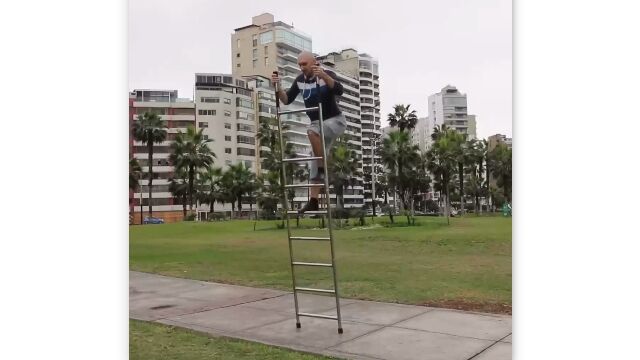 �Ȥ�Ǥ�ʤ��Х�󥹴��С����ꤷ�Ƥ��ʤ��ϥ������Фꡢ���ۤ����ߤ�륹����