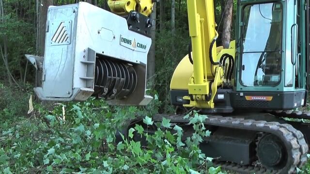 ����٥륫�����褬�ޤ�ǥ����å�����Ω���ڤ�夫�������ŵ������å����ȡ�DAH Forestry Mulchers�����������