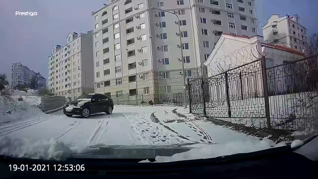 ���Ĥ���ϩ�̤ǳ�ä��и��֤������桢�����餷��Ƚ���ϤǾ��ͤ���򤷤��ִ�