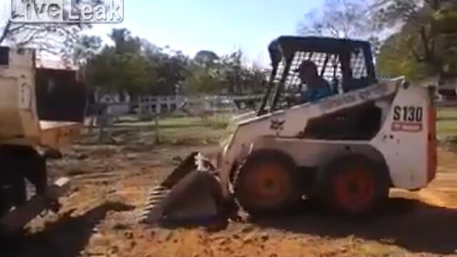 ���Υܥ֥���åȻȤ��μ�ˤ�����С��ȥ�å��β�����Ф�ʤ�ī�����ġ�