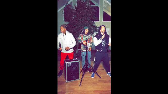 ���褽�ʹ֤Ȥϻפ��ʤ�ư�����Ի׵Ĥ����롢�ɥ饴�󡦥ϥ����ˤ����󥹥ѥե����ޥ�