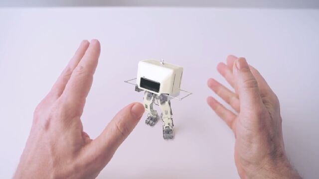 ���󥸥˥��μ꤬���ʤ��롢��ˡ�Τ褦�ʥۥ����CM