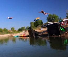 ����ܡ��Ȥ˾�äƿ�����ֲ���ͷ�ӡ��ʹ֥���󥰥���åȤ�ڤ���͡�