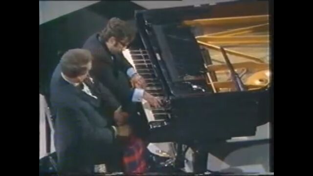 2ͤΥԥ˥Ȥޤۤɤդ롢ꥹȤΥϥ󥬥꡼2