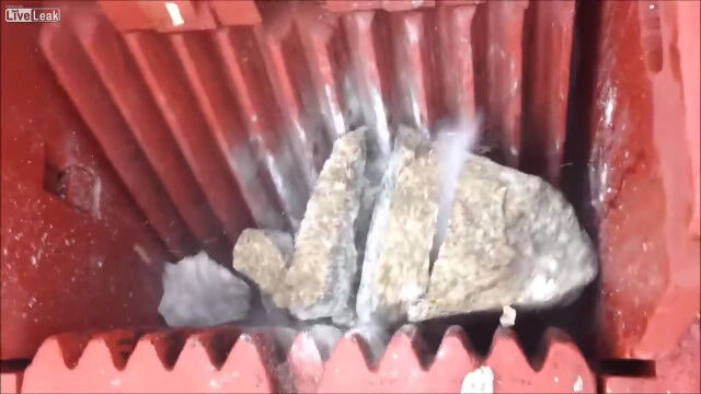 �礭�ʴ�򥬥󥬥�դ����Х��åȥ���å��㡼���˺յ�������������