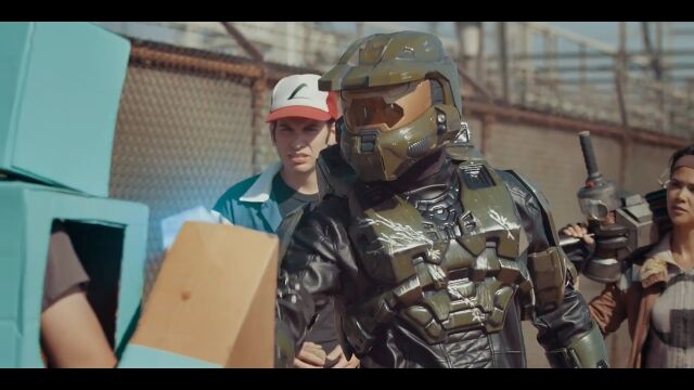次元の壁を超えて出会ったスーパーヒーローとゲームキャラクターが戦うショートムービー Super Heroes vs Game Heroes