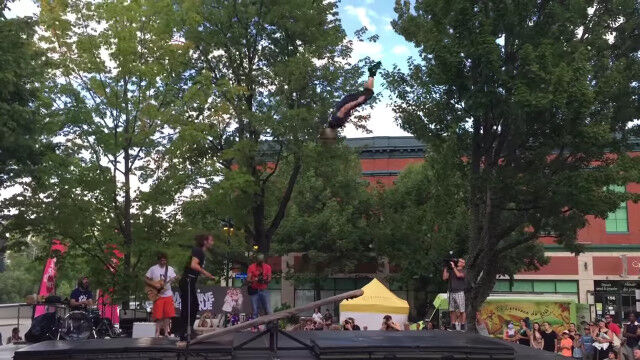 Ȥä֤ꤷ³롢Ͽãνִ