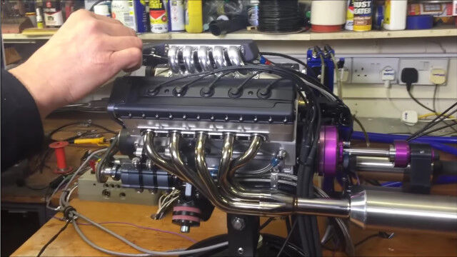恐ろしいほどの技術力!通常の1/3スケールで自作したV10エンジンが凄すぎる