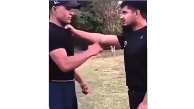 �������ʤ��Ƥ�ï�Ǥ�Ǥ��롢�������Ĥ��ޤ줿�Ȥ��θ�Ƚ�