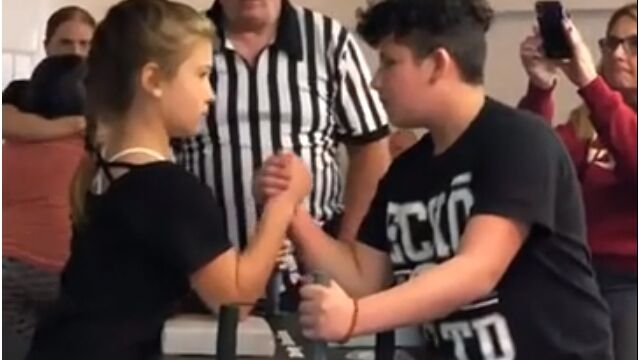 �����Ⱦ�ǯ�Υ�����쥹����з衣�ѥ����ƥ��˥å�������