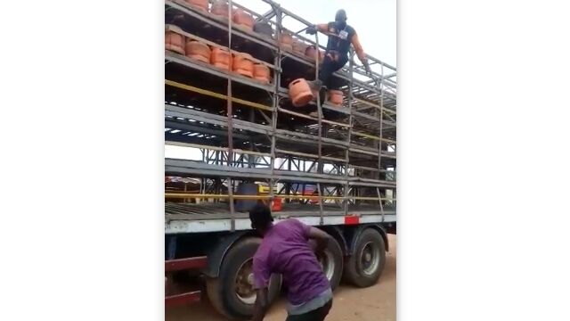 �����ܥ�٤��ꤲ�����⡢�ȥ�åפ������⡢��ư���Ф�����