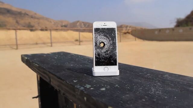 ���ä���iPhone 5s��Х�å�M82A1�Ƿ��ȴ���Ƥߤ�