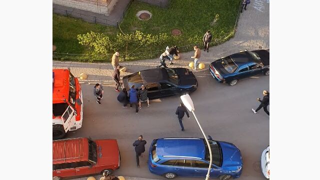 ϩ��μ֤�����Ǿ��ɼ֤�����˹Ԥ��ʤ����Ȥ��������ǥ������ͤ��������롣���ϤǼ֤��ư������