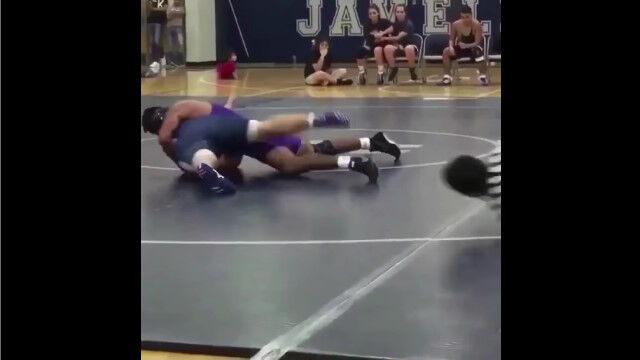 ������礦���ʥ��Τ��Ȥ����쥹��󥰿�Ƚ�ι����ƥ��˥å�