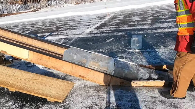 ���Ĥ����Ф���ɹ���ڤ�Ф���¢���롢����ꥫ������Ū��ɹ�μ��Ϻ��