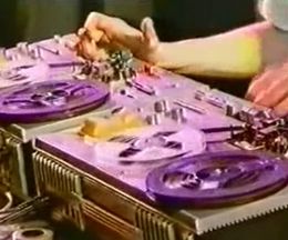 �����ץ�꡼�뼰�Υơ��ץ쥳��������2���¤٤����ߥ��������ơ��פ�DJ�ץ쥤