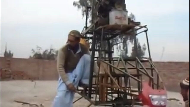 �֤�Х����Υ��󥸥��Ȥäƥإꥳ�ץ����򼫺�롢˰���ʤ�ĩ��򤹤�Ԥ���