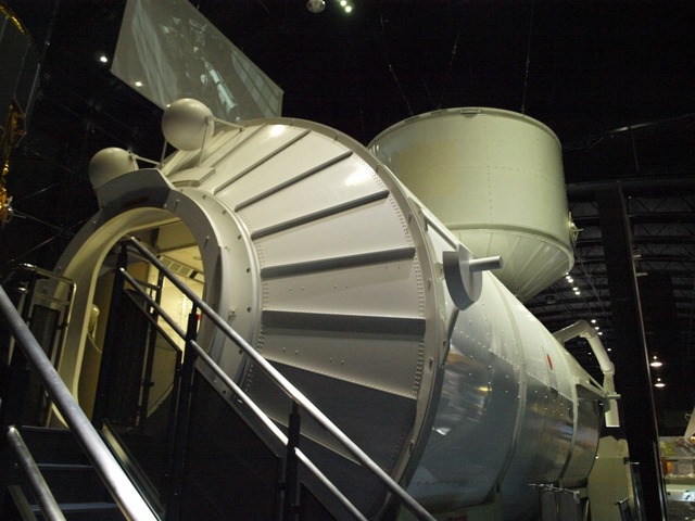 a2a79049.jpg