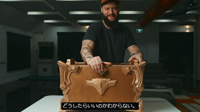 ゲーム開発会社から贈られた複雑な機構のパズルボックスを解き明かすチャレンジ