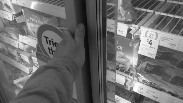 音を求めてスーパーへ。店内の音をサンプリングして作曲してみた