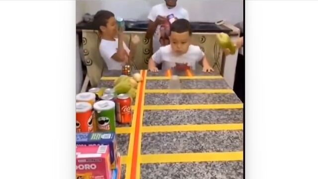 どんなパーティーゲームで遊んでも、望まぬシュシュばかり手に入ってしまう男の子