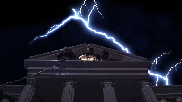 レゴで完全再現!映画「バック・トゥ・ザ・フューチャー」の落雷でタイムトラベルするラストシーン