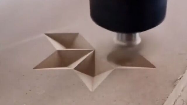 ���Ƥ��Ƥ������������������ں������̵��˺�äƤ�����������ι�������