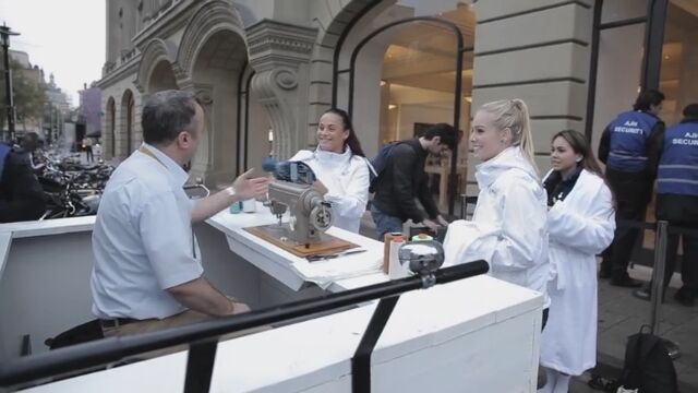 �֤��ʤ��Υݥ��åȳ�ĥ���ޤ�����iPhone 6 Plus�����륵�����˻�Ω��ľ����������������̿����ȼԡ�KPN�λ�ߤ�����