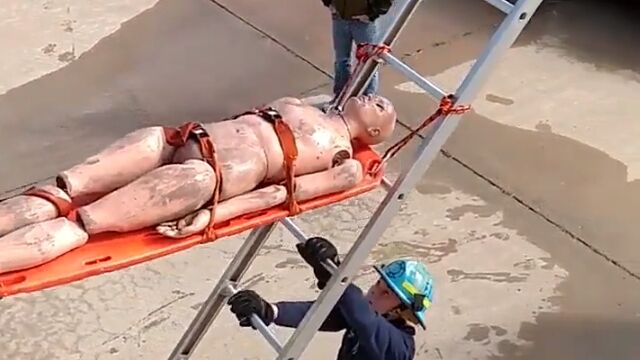 �ʤ�ۤɸ�����ô�ͤ˾褻������ͤ�ϥ����ǹߤ�������������η�������