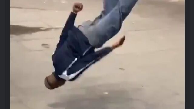 �����ˤ����ơ����Ԥ��Ԥȸ���ʤ��ࡼ�֤ϤȤƤ����