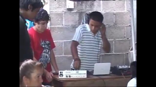 �ǿͤ����Ƥ����餫�ˤ����������ᥭ�����ΤȤ���ѡ��ƥ����Ǥ�DJ�ץ쥤