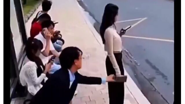 「盗まれる前に盗む」という、咄嗟の判断が素晴らしい