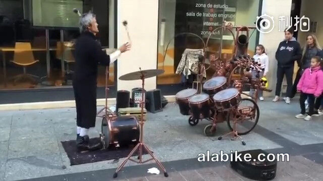 ���ƥ��å��򥸥㥰��󥰤��ʤ���ɥ����դ��롢�Ѥ��凉�ȥ꡼�ȥѥե����ޡ�