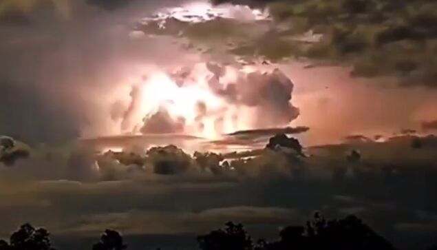 �㤷������򻣱Ƥ����������ץ������祹�ڥ�������Ū�ʴ��������Ϥ�����