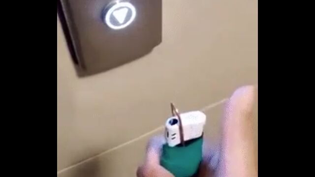 �ܥ���˿��줿��¨�¤�ľ�Фǲб���ǡ���¤�饤������Ȥä����������ʥ����륹�к�������